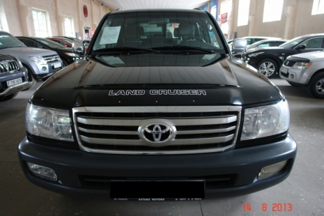 Toyota Land Cruiser 105