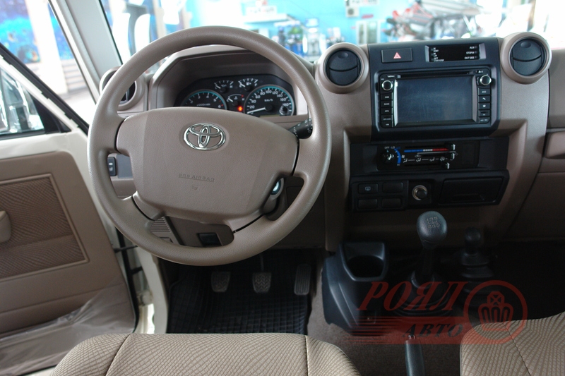 Toyota Land Cruiser 300